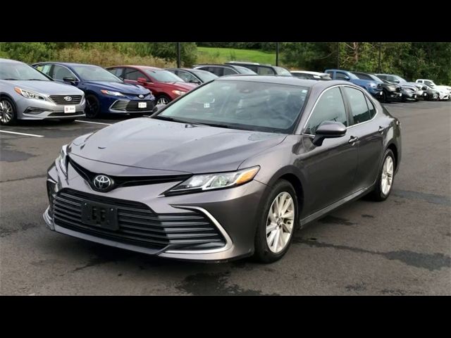 2021 Toyota Camry LE