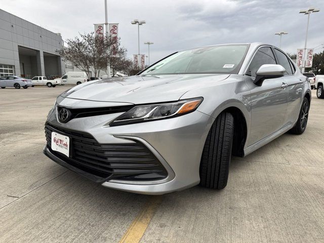 2021 Toyota Camry LE