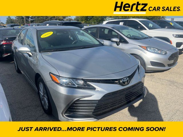 2021 Toyota Camry LE