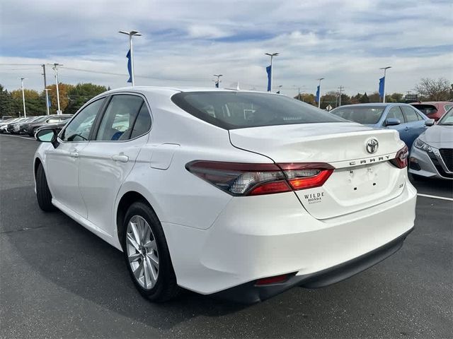 2021 Toyota Camry LE