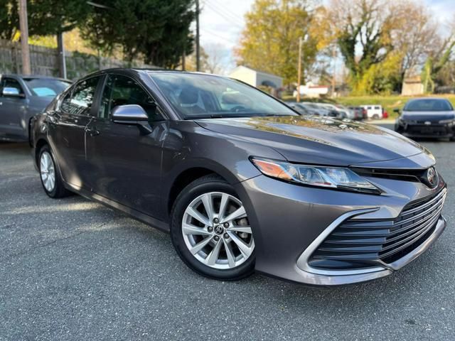 2021 Toyota Camry LE