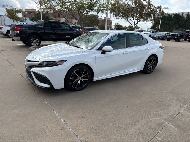 2021 Toyota Camry SE