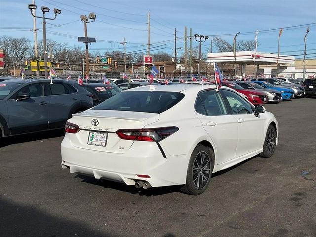 2021 Toyota Camry SE