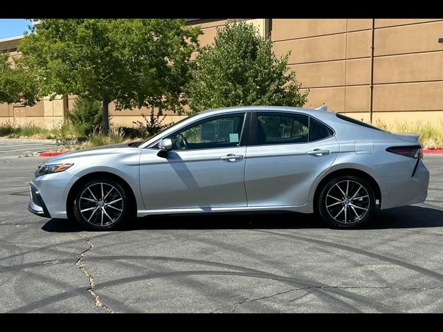 2021 Toyota Camry SE