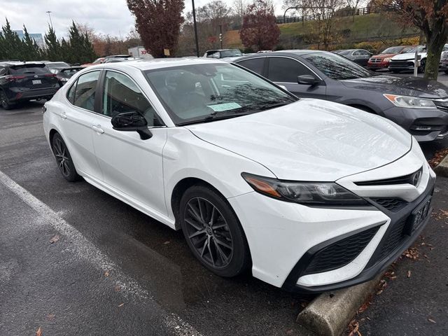2021 Toyota Camry SE