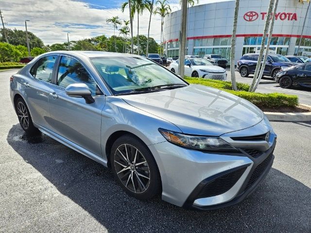 2021 Toyota Camry SE