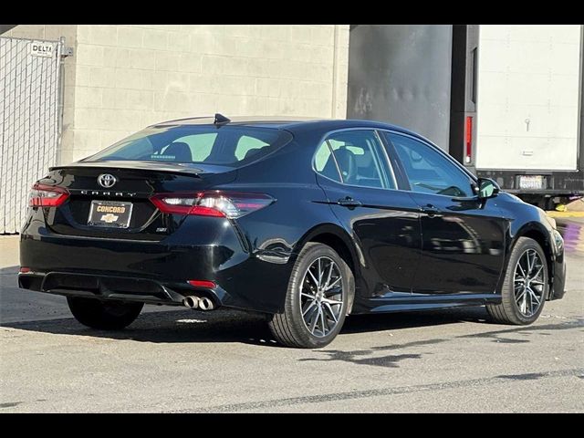 2021 Toyota Camry SE