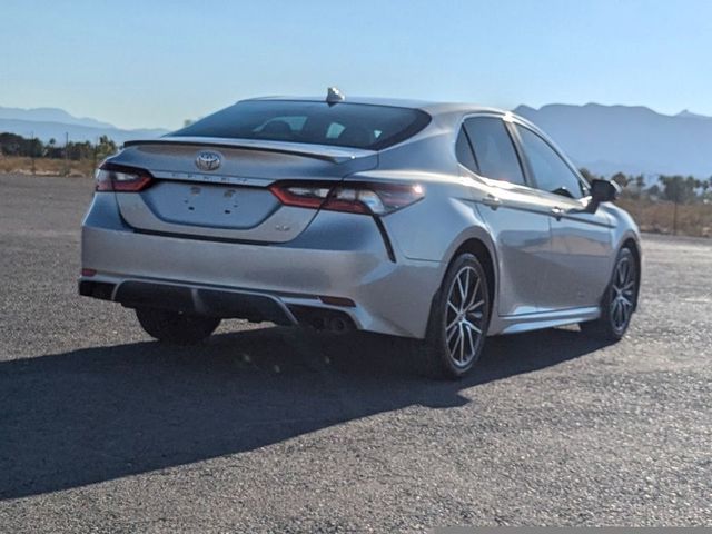 2021 Toyota Camry SE