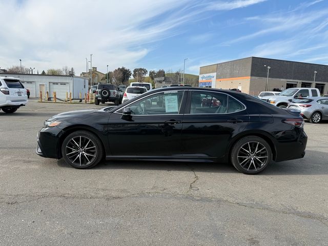 2021 Toyota Camry SE