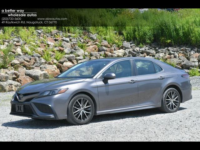 2021 Toyota Camry SE