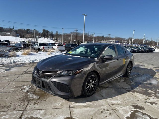 2021 Toyota Camry SE