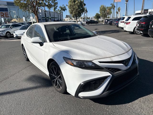 2021 Toyota Camry SE