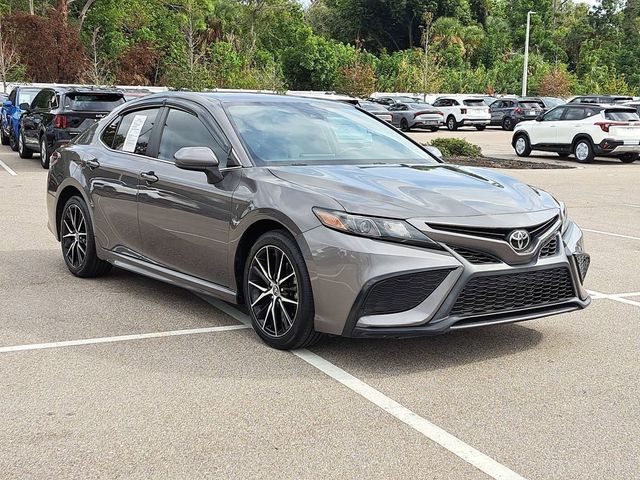 2021 Toyota Camry SE