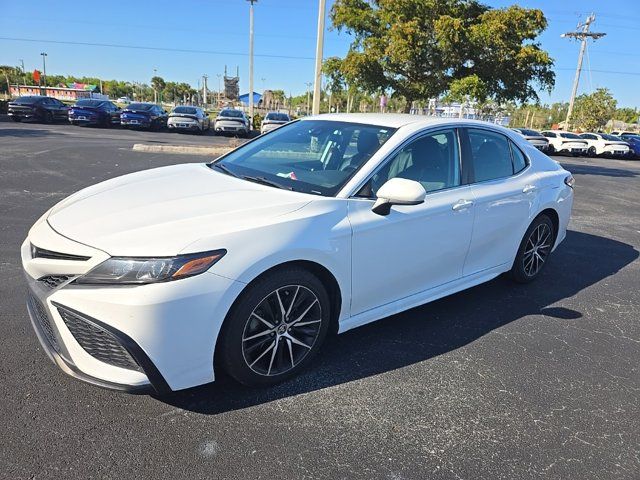 2021 Toyota Camry SE