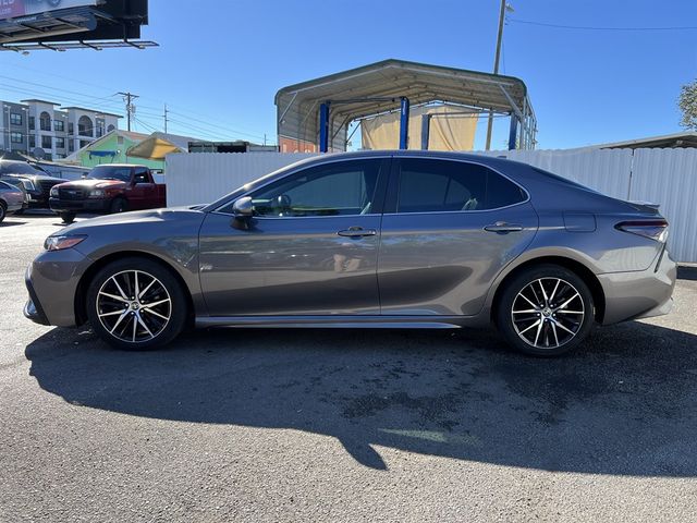 2021 Toyota Camry SE