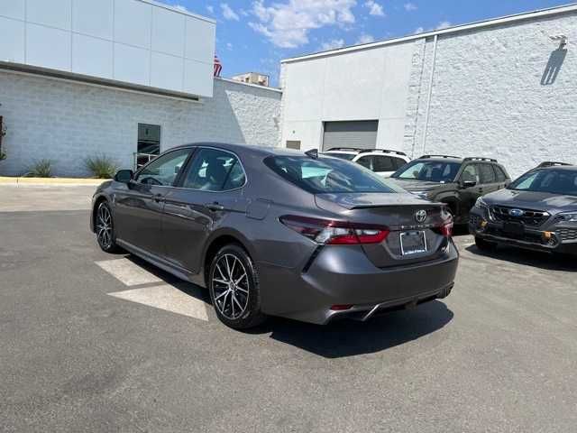 2021 Toyota Camry SE