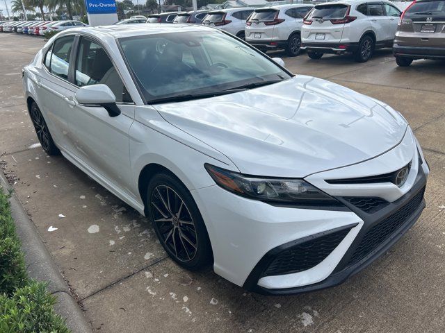 2021 Toyota Camry SE