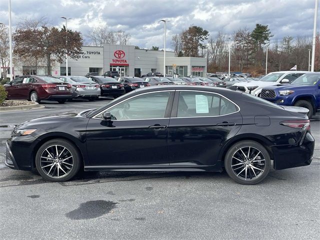 2021 Toyota Camry SE