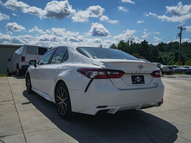 2021 Toyota Camry SE