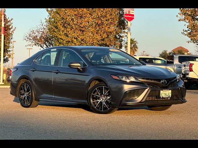 2021 Toyota Camry SE