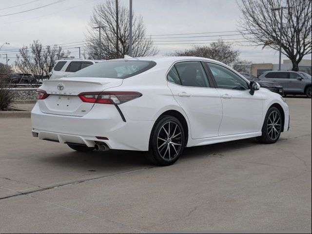 2021 Toyota Camry SE