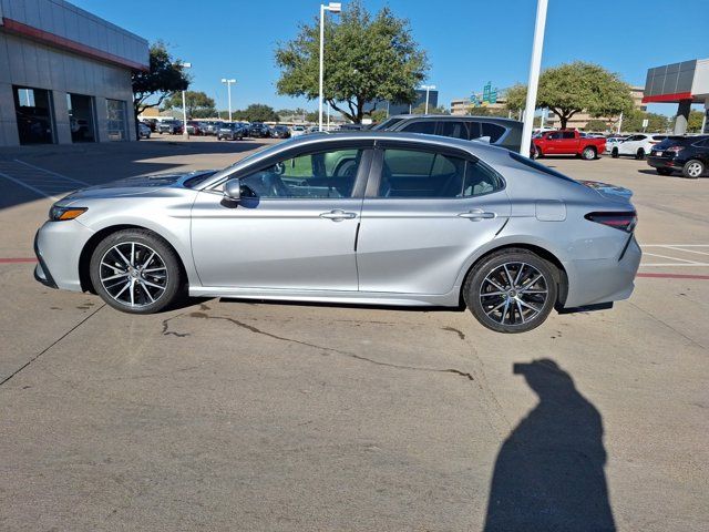 2021 Toyota Camry SE