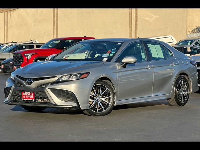 2021 Toyota Camry SE