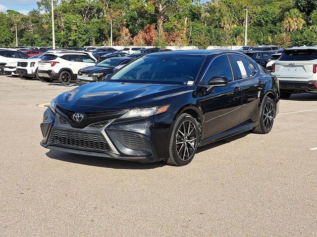 2021 Toyota Camry SE
