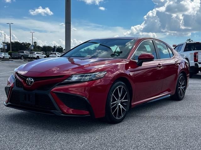 2021 Toyota Camry SE