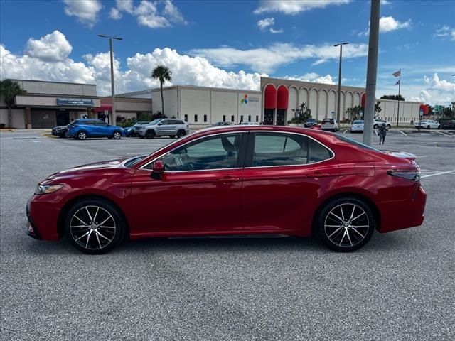 2021 Toyota Camry SE