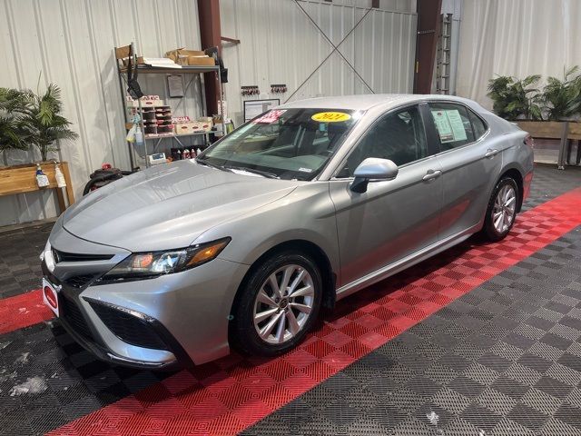 2021 Toyota Camry SE