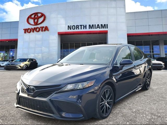 2021 Toyota Camry SE