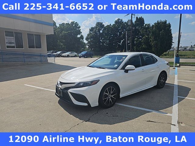 2021 Toyota Camry SE