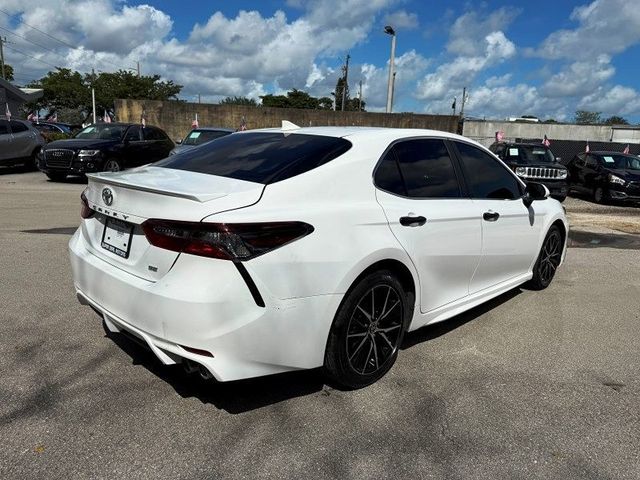 2021 Toyota Camry SE