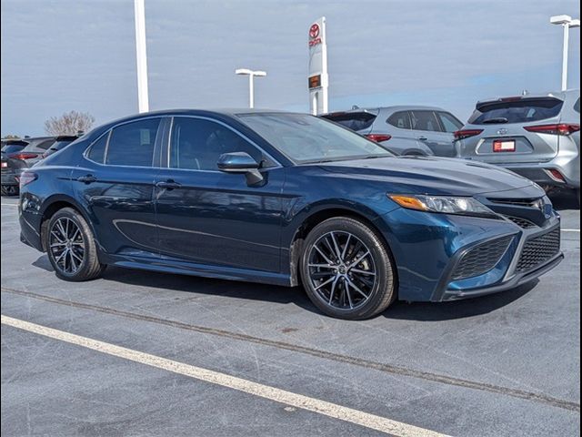 2021 Toyota Camry SE