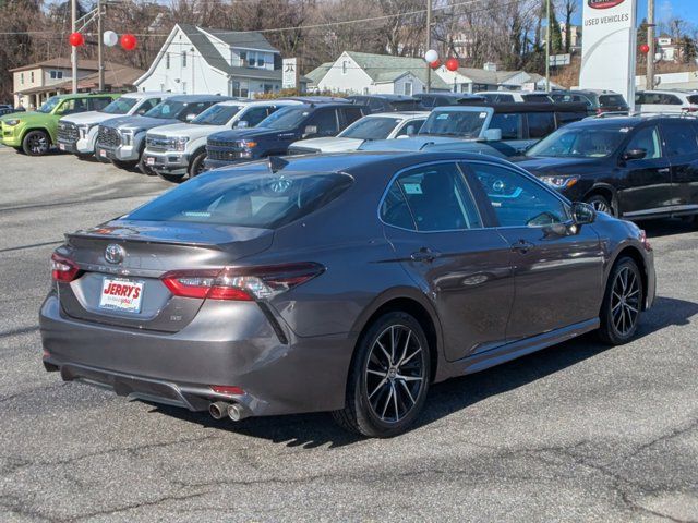 2021 Toyota Camry SE