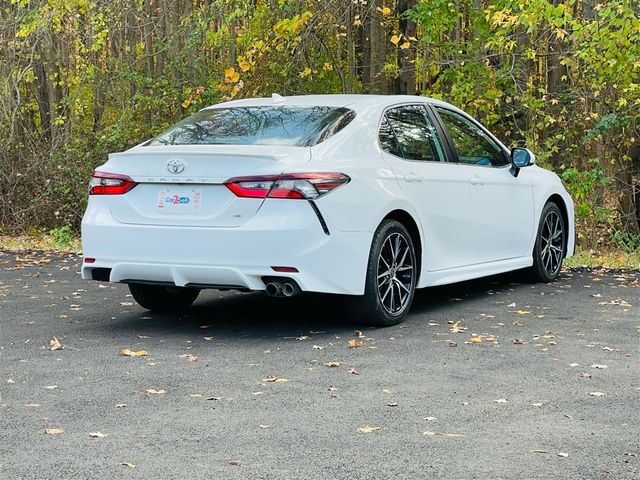 2021 Toyota Camry SE