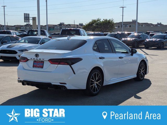 2021 Toyota Camry SE