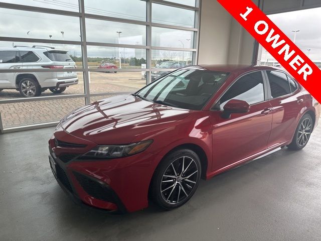 2021 Toyota Camry SE