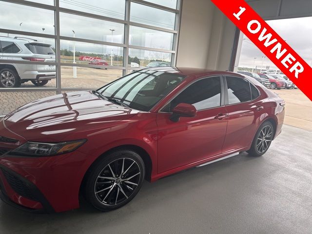 2021 Toyota Camry SE