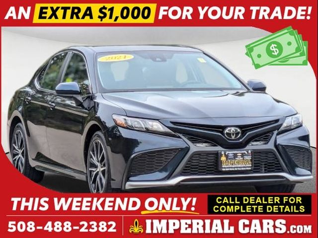 2021 Toyota Camry SE