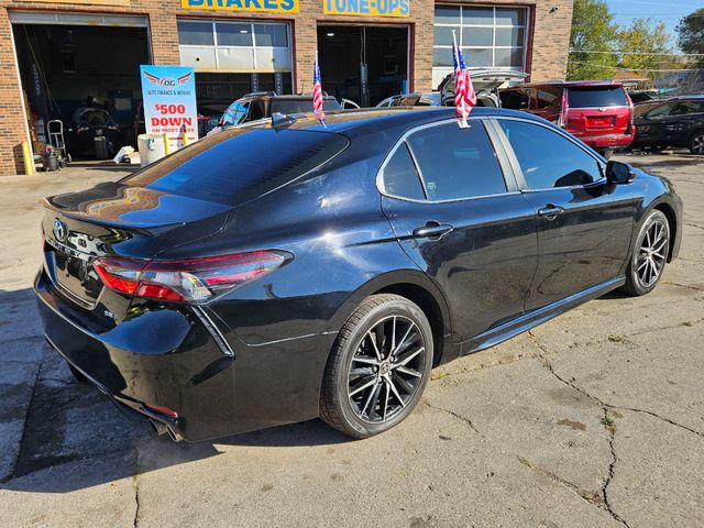 2021 Toyota Camry SE