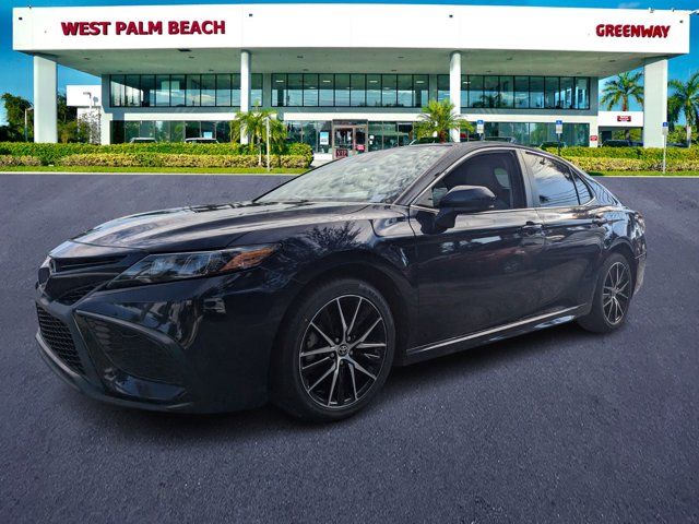 2021 Toyota Camry SE Nightshade