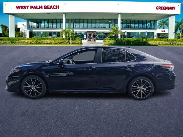 2021 Toyota Camry SE Nightshade