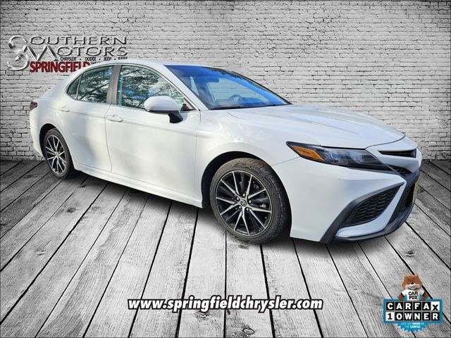 2021 Toyota Camry SE