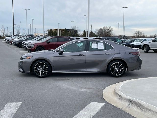 2021 Toyota Camry SE