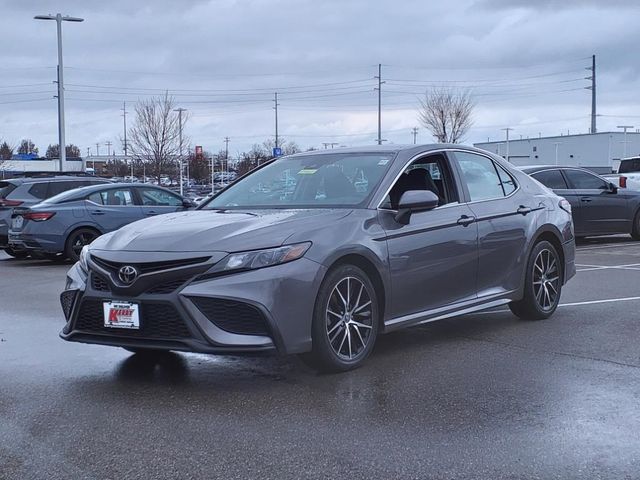 2021 Toyota Camry SE