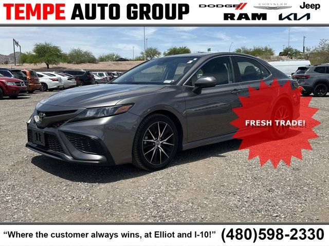 2021 Toyota Camry SE