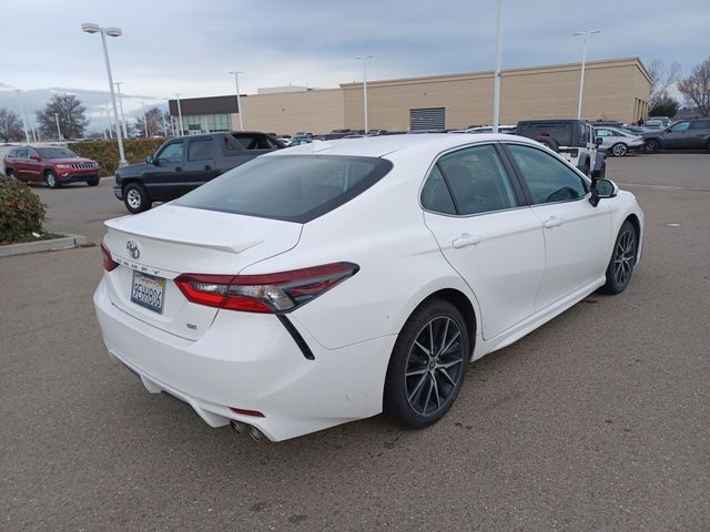 2021 Toyota Camry SE