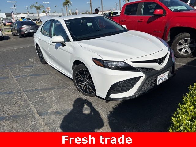 2021 Toyota Camry SE